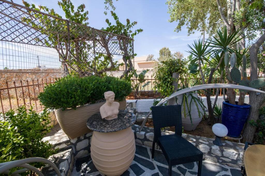 הוילה חאניה Renas Secret Garden House מראה חיצוני תמונה